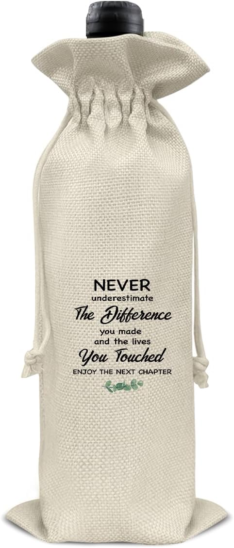 HOIJAUMAI Goodbye Gift for Coworkers, Retirement Gift Wine Bag, Retired Gifts for Men Women, Going Away Goodbye Farewell Gifts for Coworker Friends, Enjoy The Next Chapter Burlap Drawstring Wine Bag